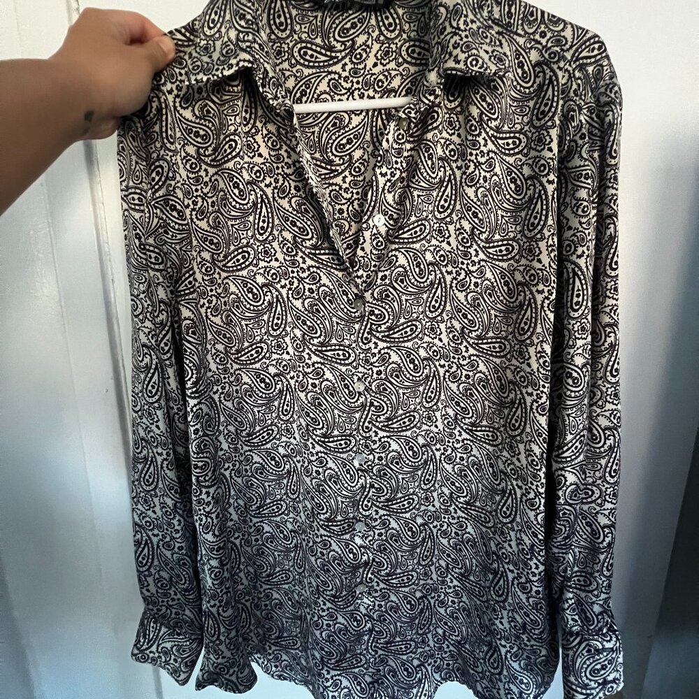 Zara Women's Paisley Button Down Silky Shirt in Medium
